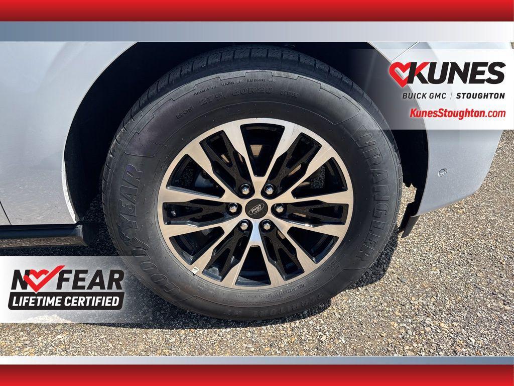 used 2025 Ford Expedition Max car, priced at $62,802