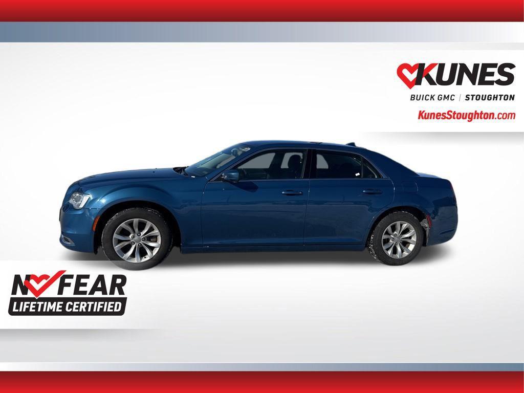 used 2022 Chrysler 300 car, priced at $22,977