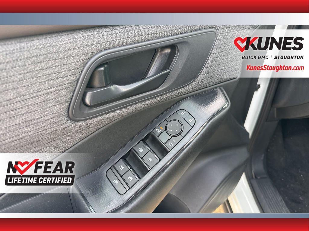 used 2023 Nissan Rogue car, priced at $18,477