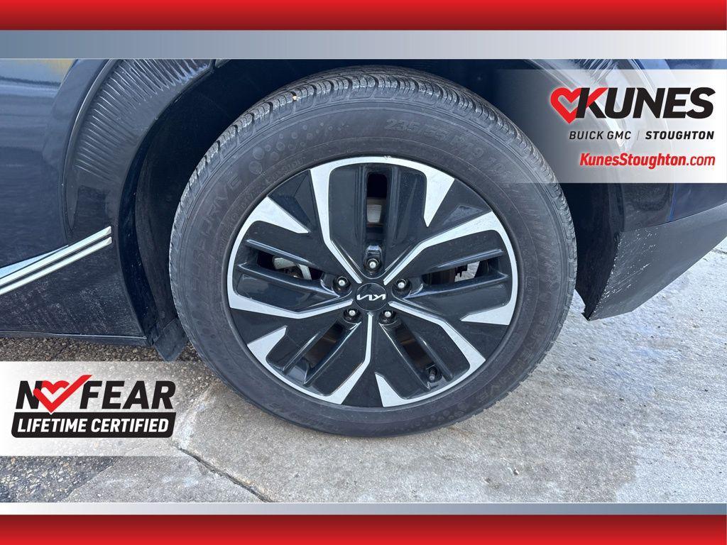 used 2024 Kia EV6 car, priced at $20,477