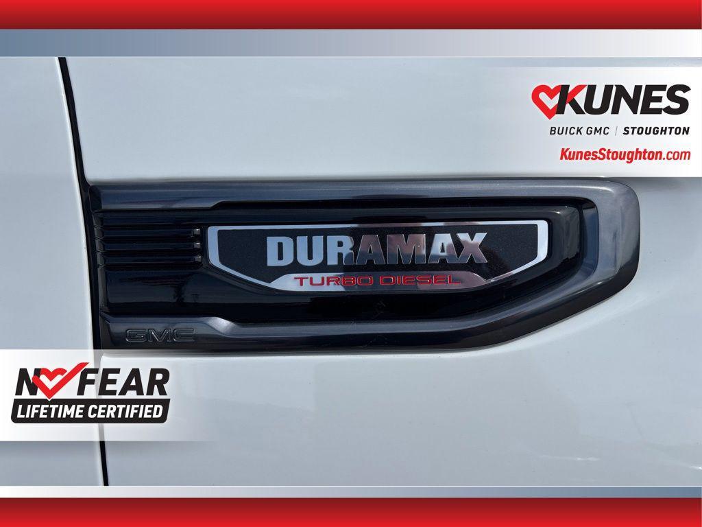 used 2024 GMC Sierra 1500 car, priced at $48,274