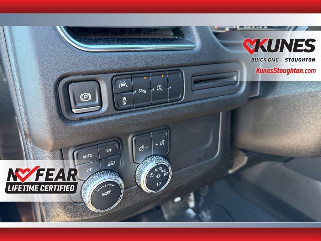 used 2024 GMC Yukon car, priced at $46,477