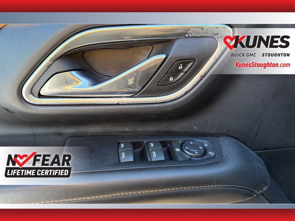 used 2024 GMC Yukon car, priced at $46,477