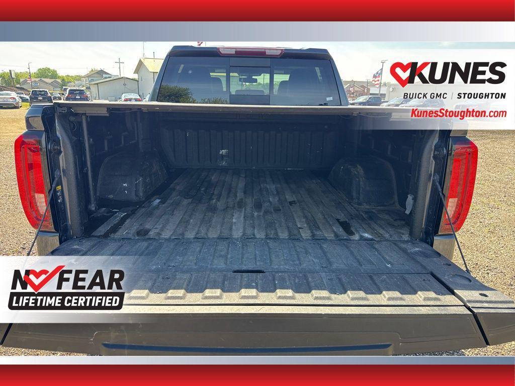 used 2021 GMC Sierra 1500 car, priced at $40,549