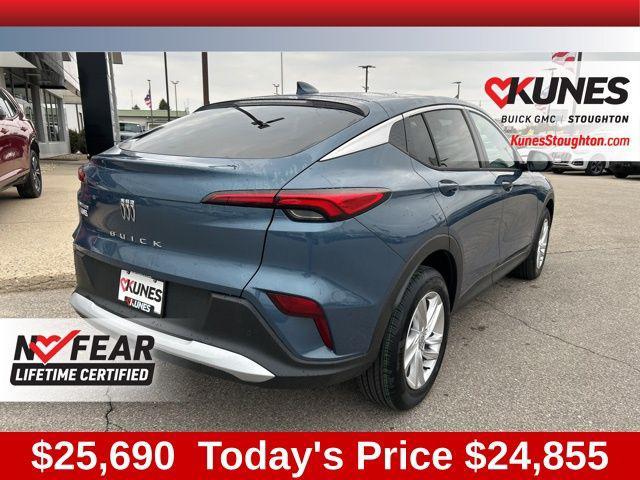 new 2025 Buick Envista car, priced at $24,855