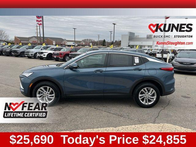 new 2025 Buick Envista car, priced at $24,855