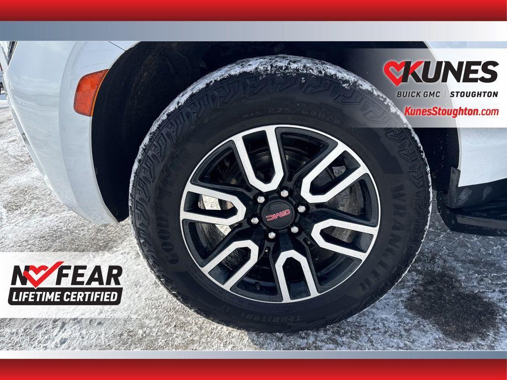 used 2024 GMC Yukon car, priced at $65,052