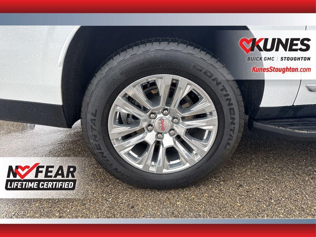 used 2025 GMC Yukon XL car, priced at $69,977
