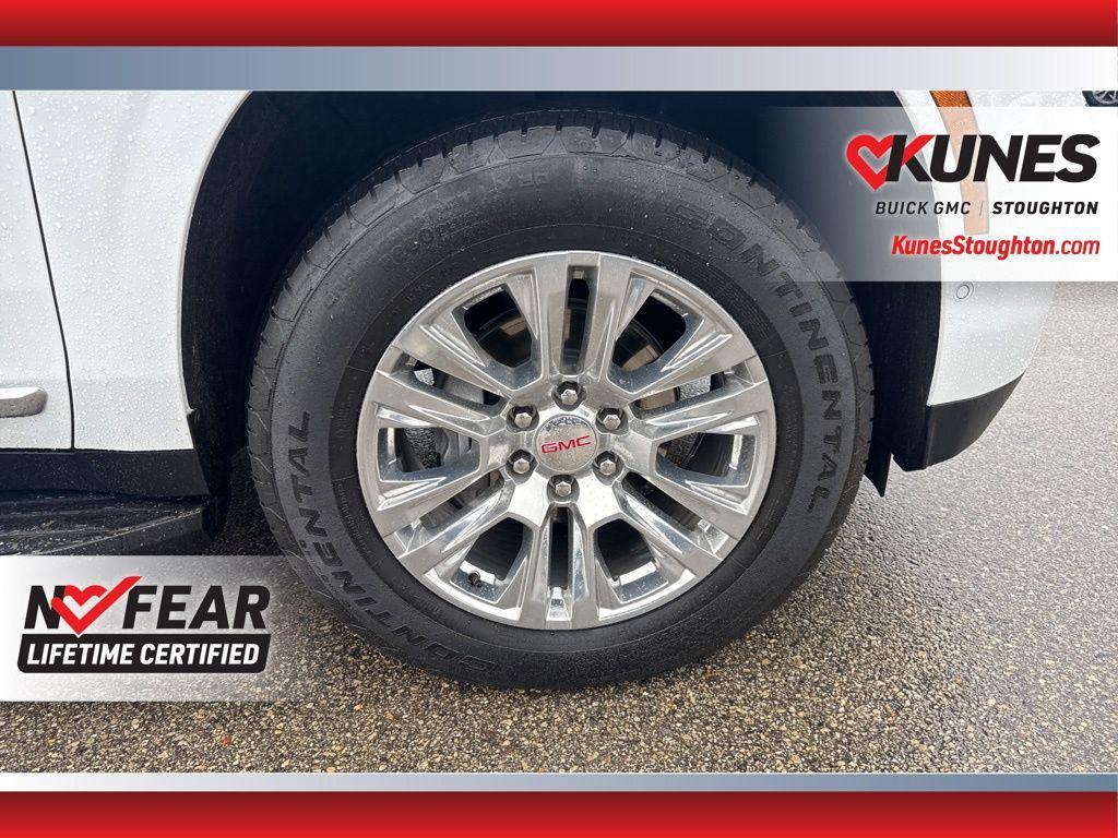 used 2025 GMC Yukon XL car, priced at $69,977