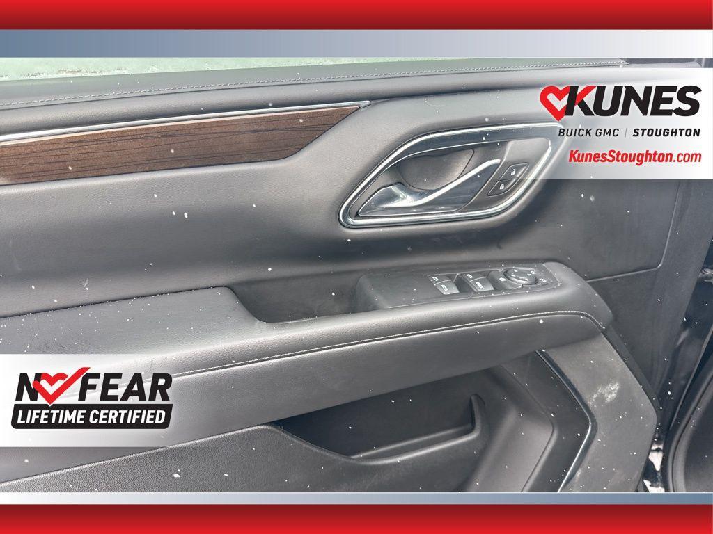 used 2023 GMC Yukon car, priced at $40,977