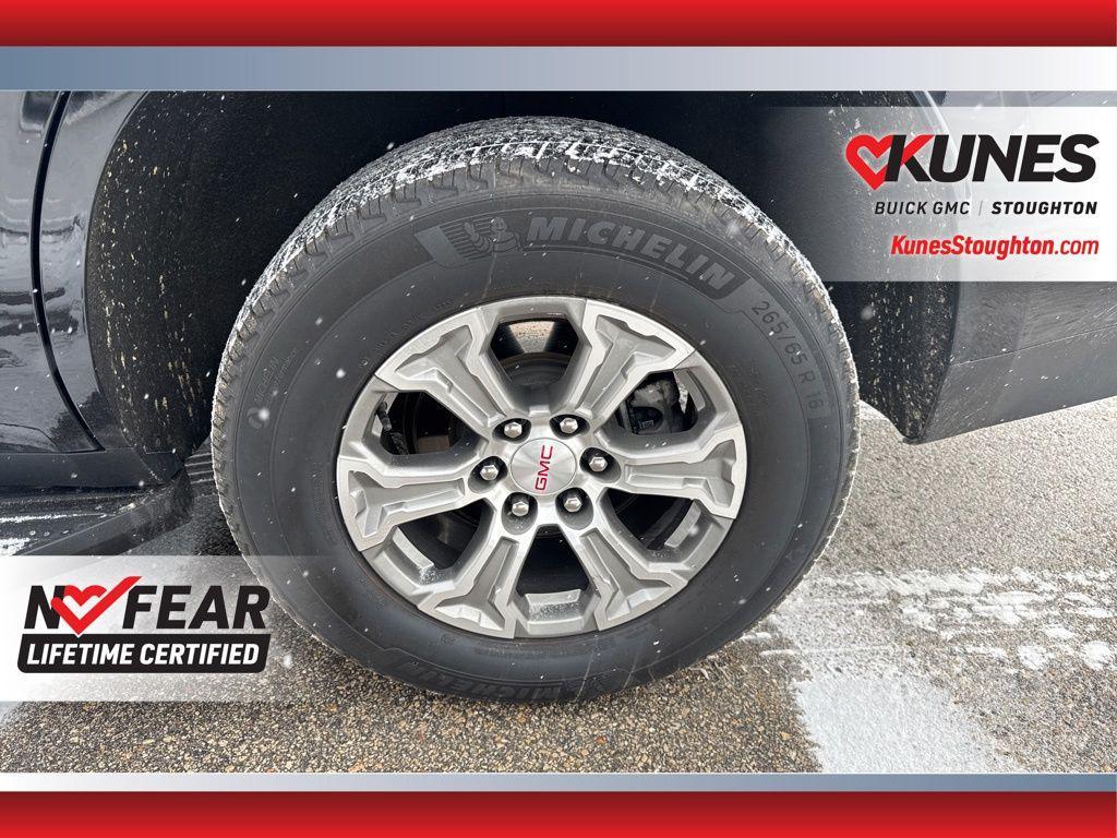 used 2023 GMC Yukon car, priced at $40,977