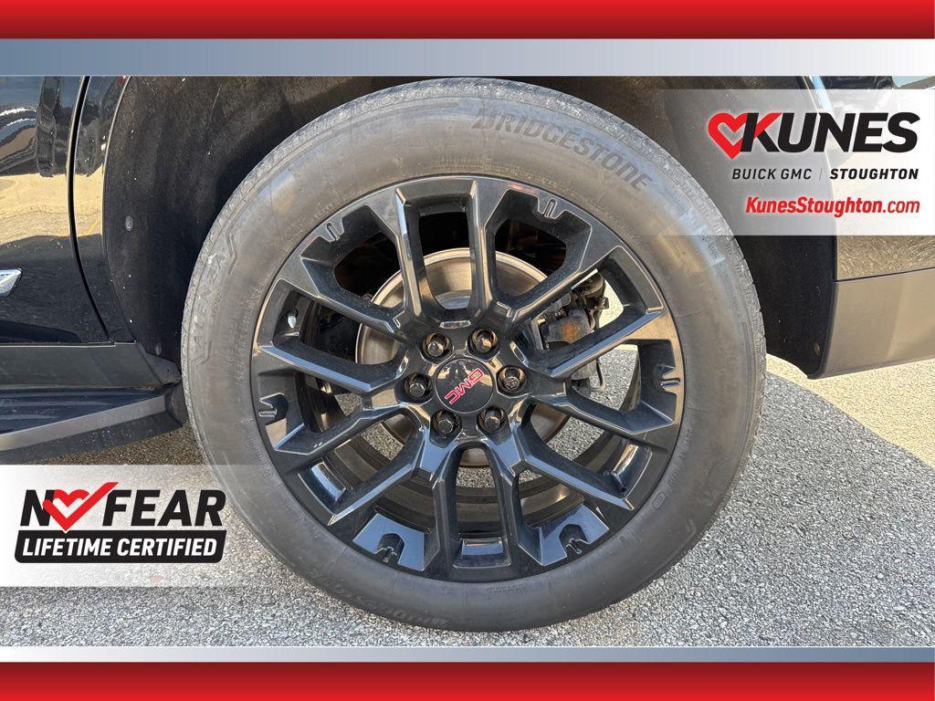 used 2023 GMC Yukon car, priced at $51,977