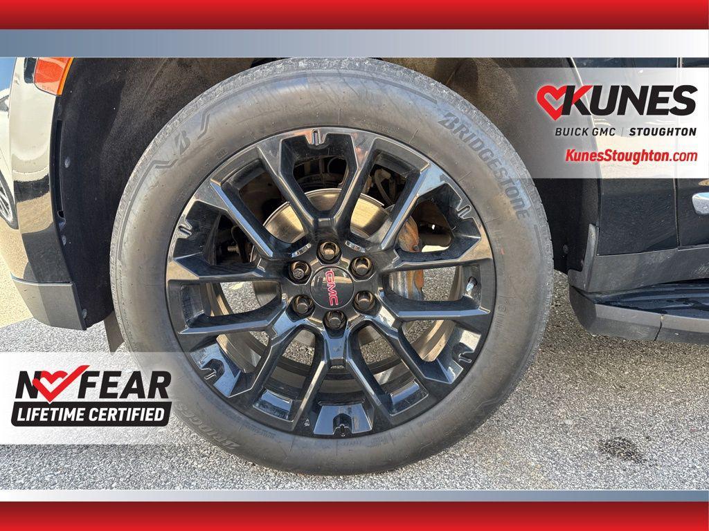 used 2023 GMC Yukon car, priced at $51,977