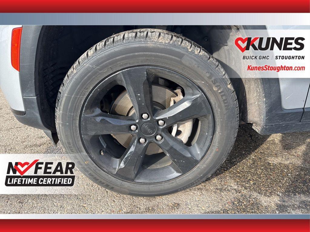 used 2023 Jeep Grand Cherokee L car, priced at $26,477