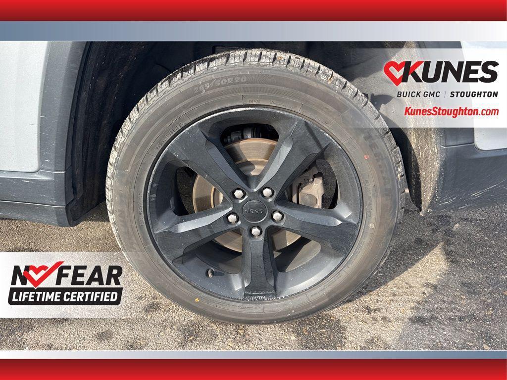 used 2023 Jeep Grand Cherokee L car, priced at $26,477