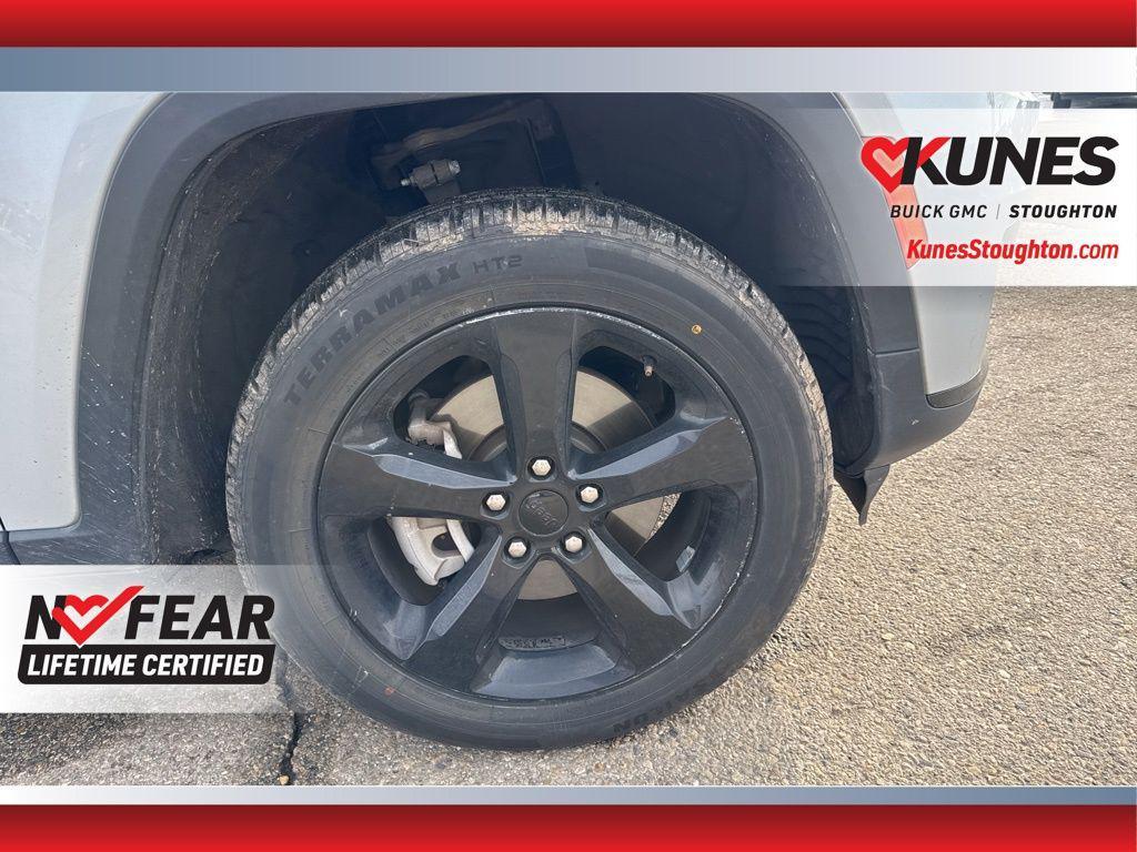 used 2023 Jeep Grand Cherokee L car, priced at $26,477