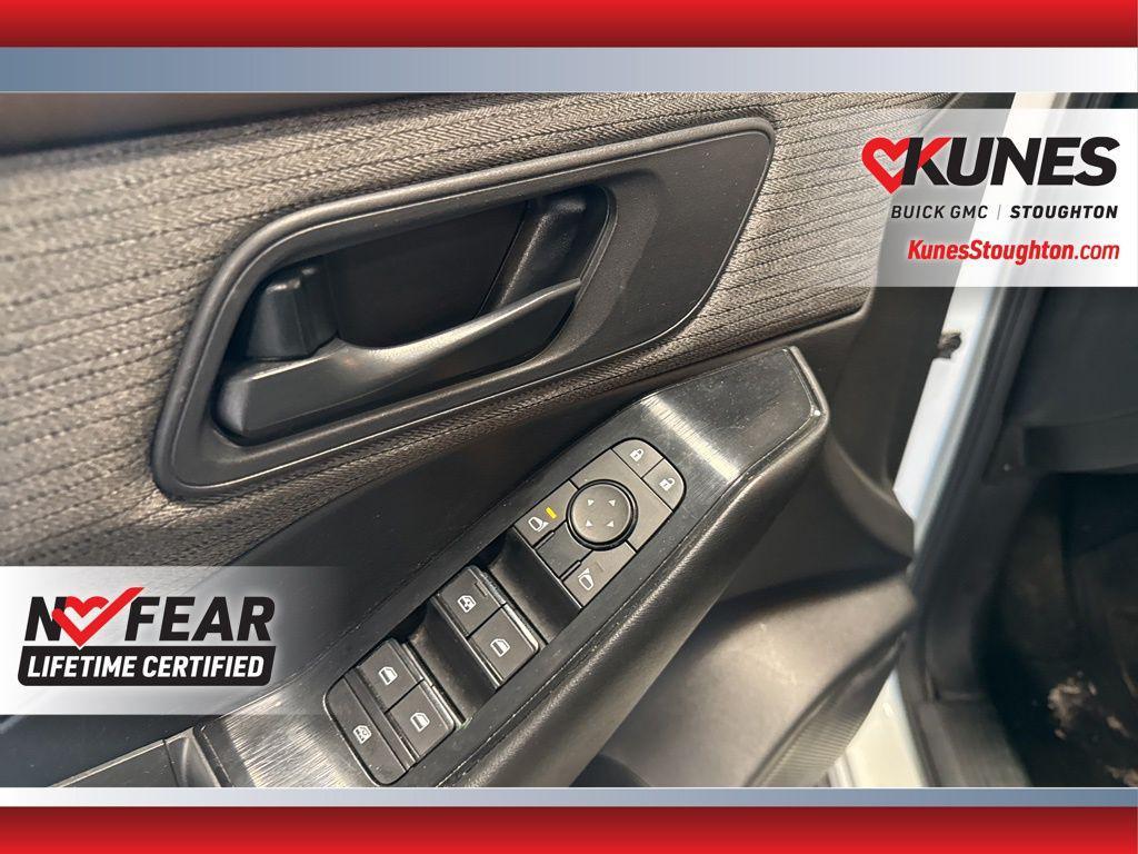 used 2023 Nissan Rogue car, priced at $18,477