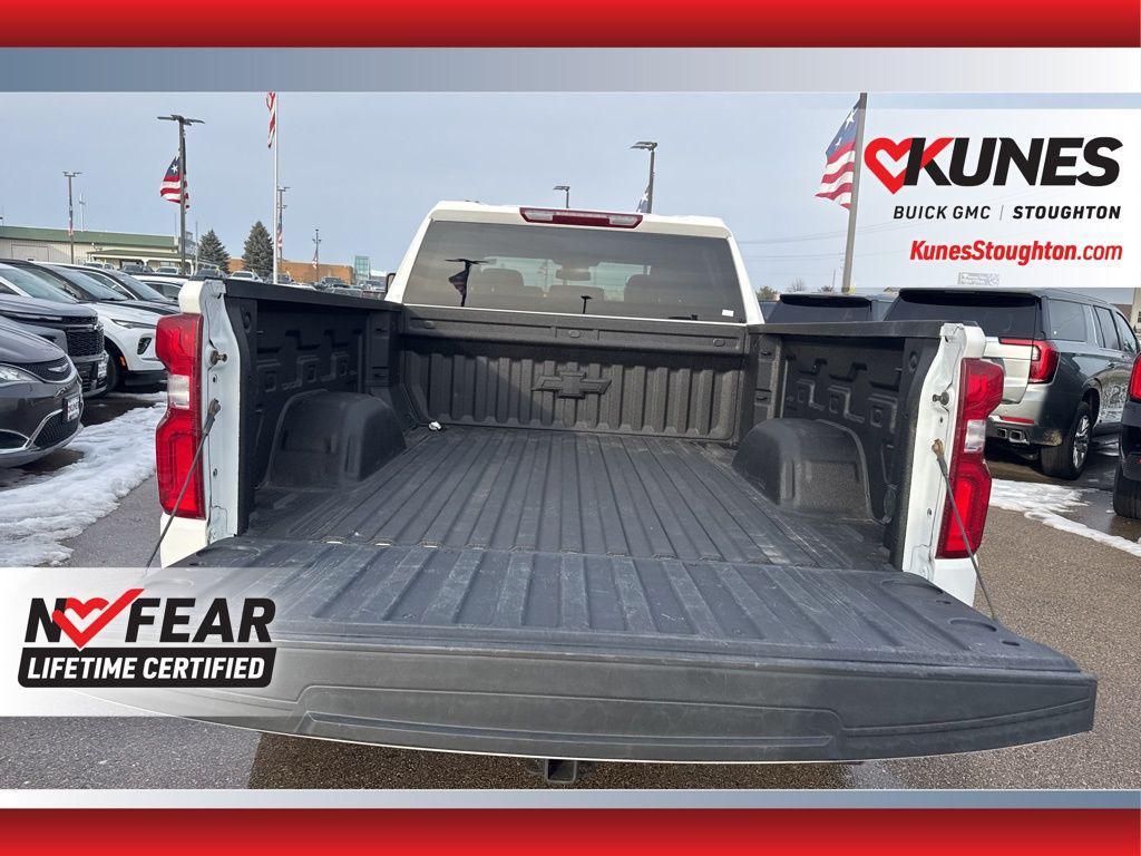 used 2022 Chevrolet Silverado 1500 car, priced at $40,977