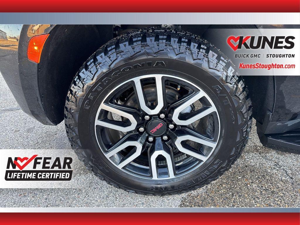 used 2022 GMC Yukon car, priced at $53,977