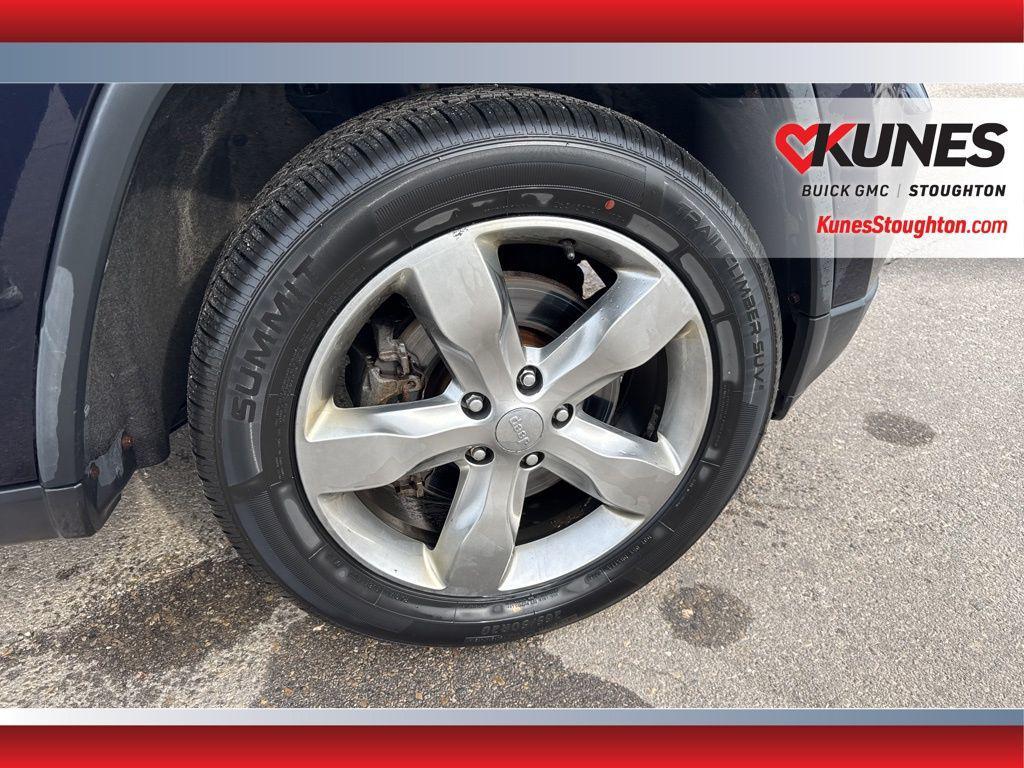 used 2011 Jeep Grand Cherokee car, priced at $10,699