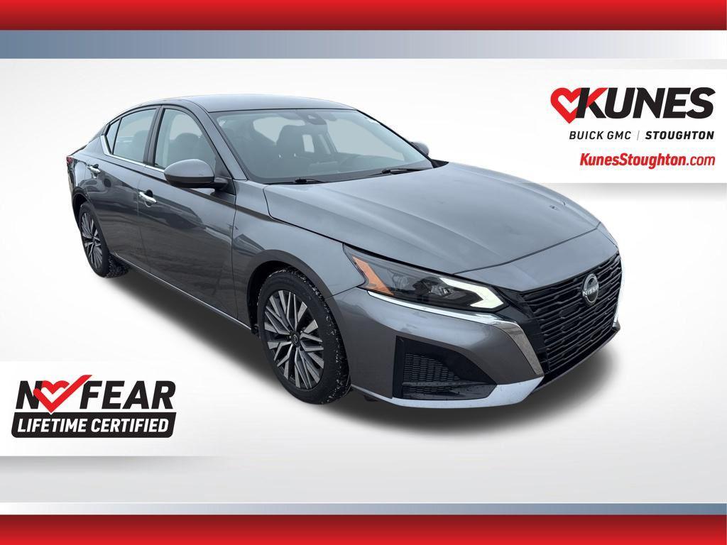 used 2023 Nissan Altima car, priced at $18,977