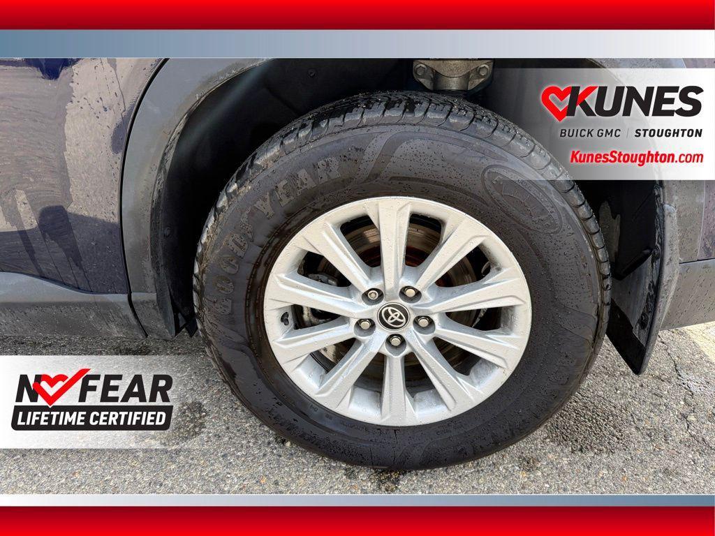 used 2024 Toyota Grand Highlander car, priced at $45,222