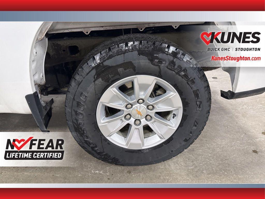 used 2025 Chevrolet Silverado 1500 car, priced at $42,977