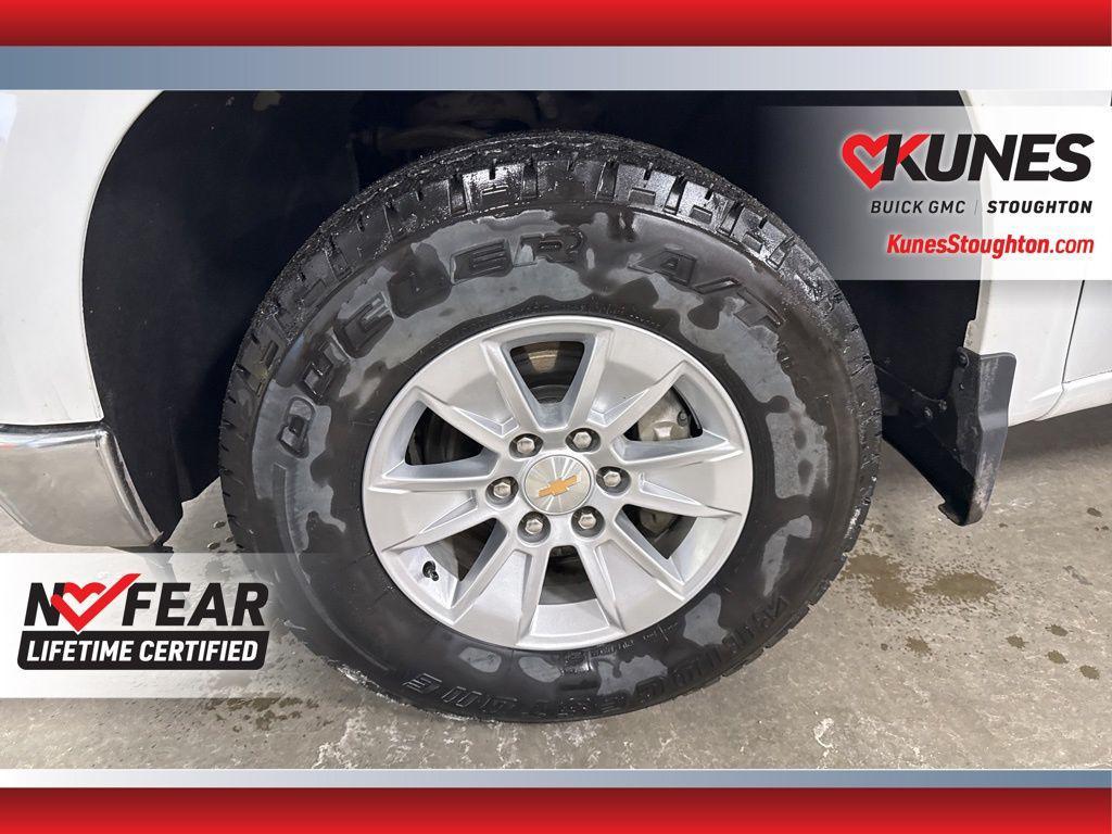 used 2025 Chevrolet Silverado 1500 car, priced at $42,977