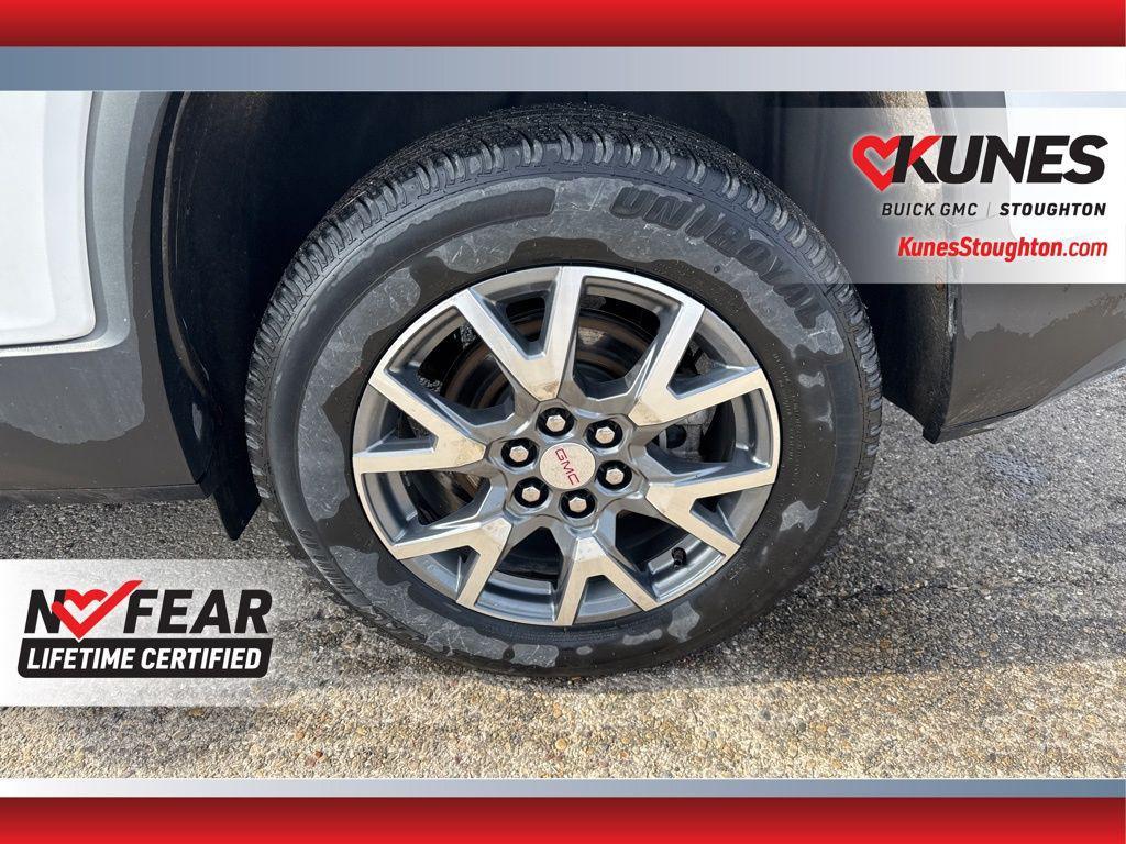 used 2023 GMC Acadia car, priced at $28,704