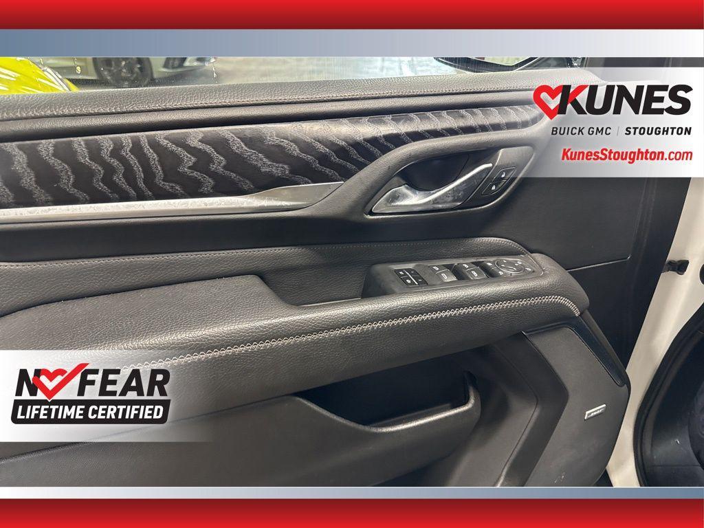 used 2023 GMC Yukon XL car, priced at $61,977