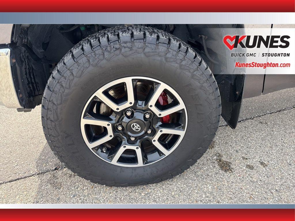 used 2018 Toyota Tundra car, priced at $26,553