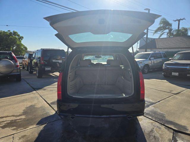 used 2004 Cadillac SRX car, priced at $5,999