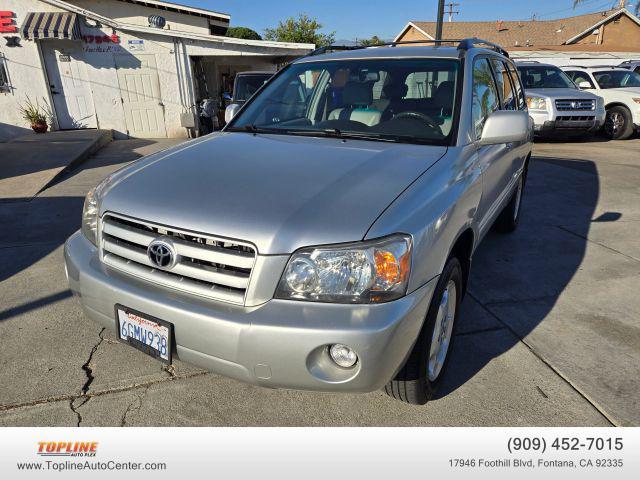 used 2005 Toyota Highlander car, priced at $6,499