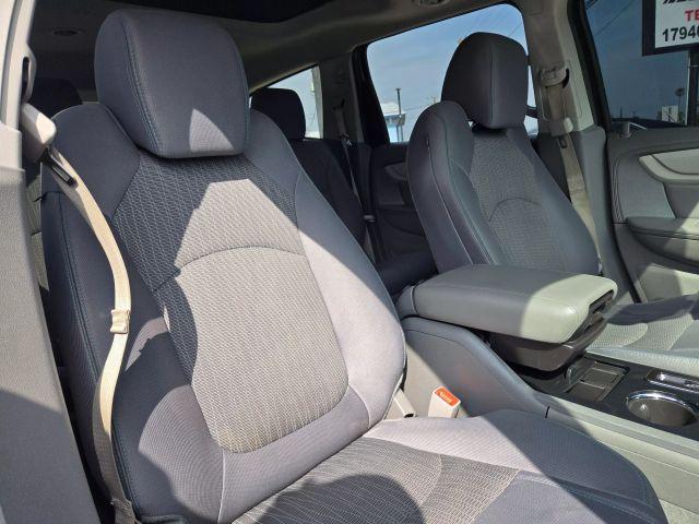 2015 Gray Chevrolet Traverse