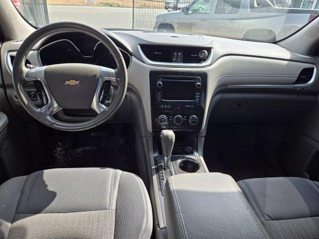 2015 Gray Chevrolet Traverse