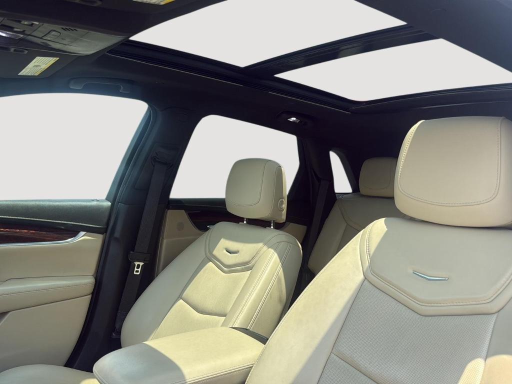 used 2018 Cadillac XT5 car, priced at $17,995