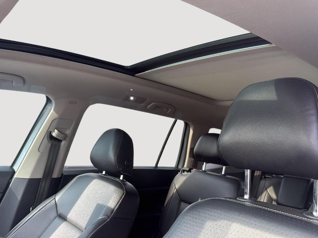 used 2021 Volkswagen Atlas car, priced at $15,999