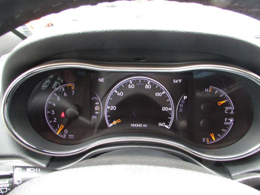 used 2016 Jeep Grand Cherokee car, priced at $9,495