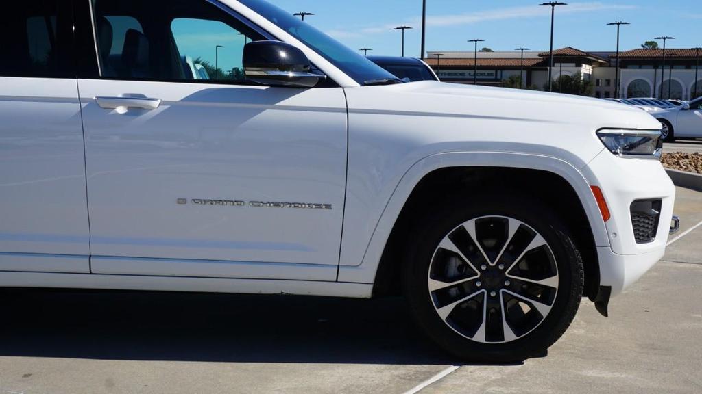 used 2024 Jeep Grand Cherokee car, priced at $34,799
