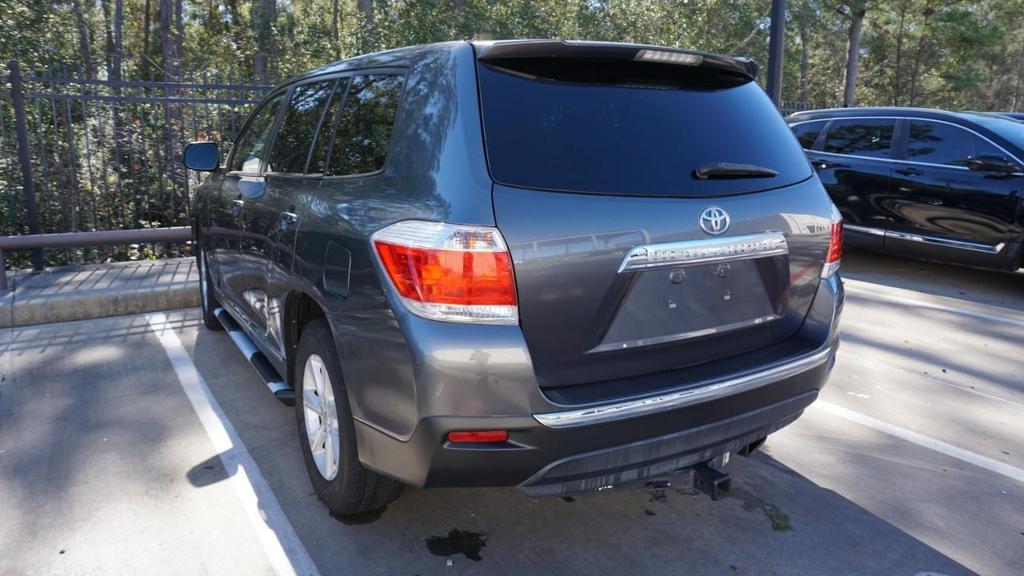 used 2011 Toyota Highlander car, priced at $12,579