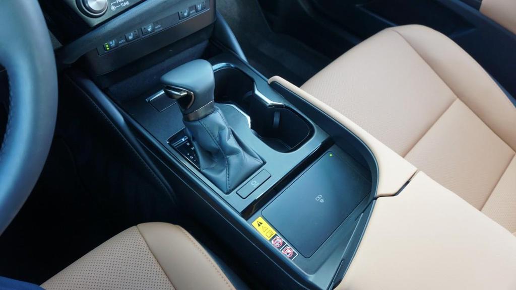 used 2024 Lexus ES 350 car, priced at $39,999