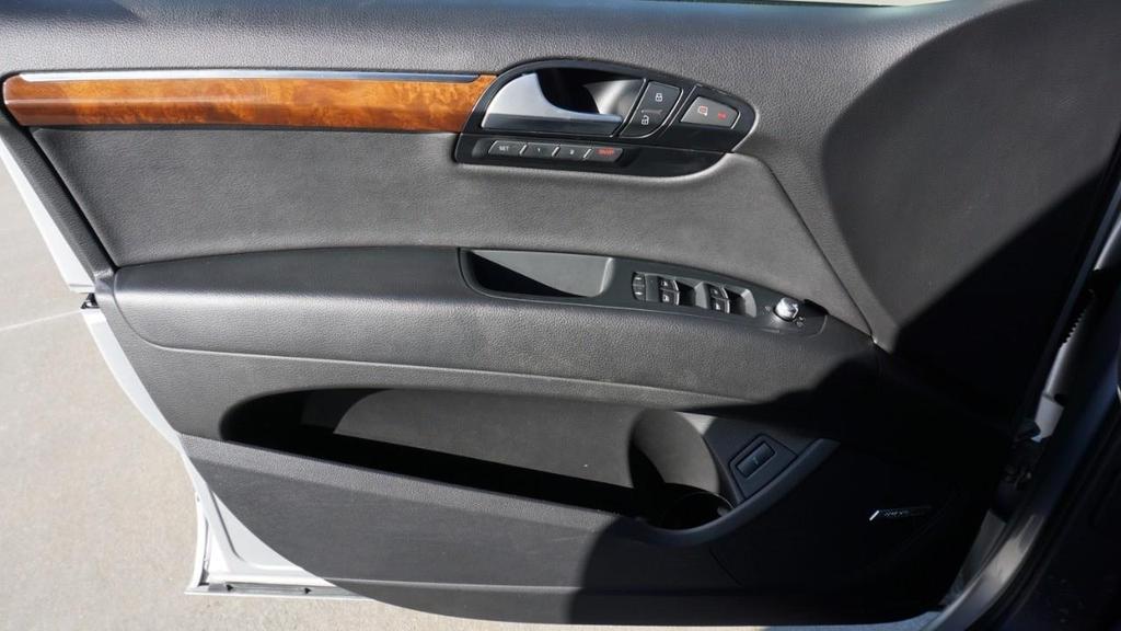 used 2014 Audi Q7 car, priced at $10,995