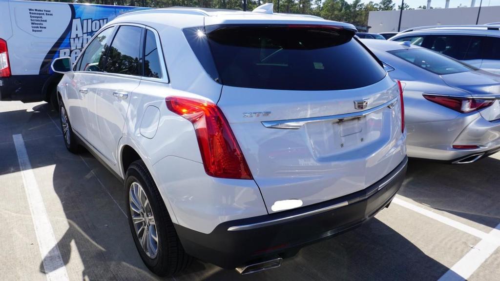 used 2018 Cadillac XT5 car, priced at $17,455