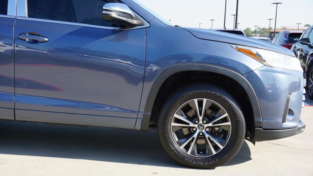 used 2017 Toyota Highlander car, priced at $15,861
