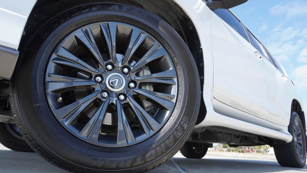 used 2022 Lexus GX 460 car, priced at $53,800