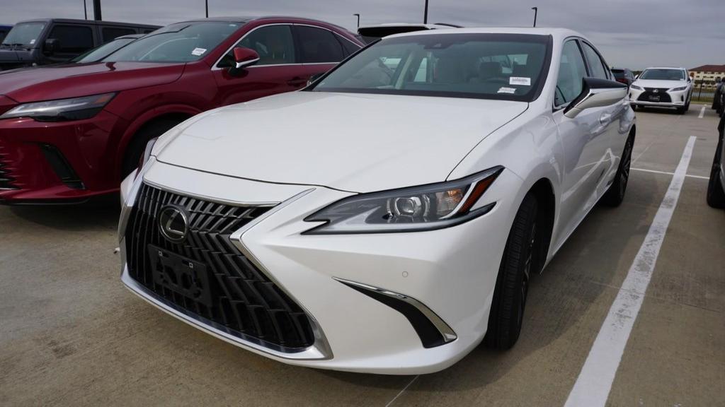 used 2024 Lexus ES 250 car, priced at $40,900