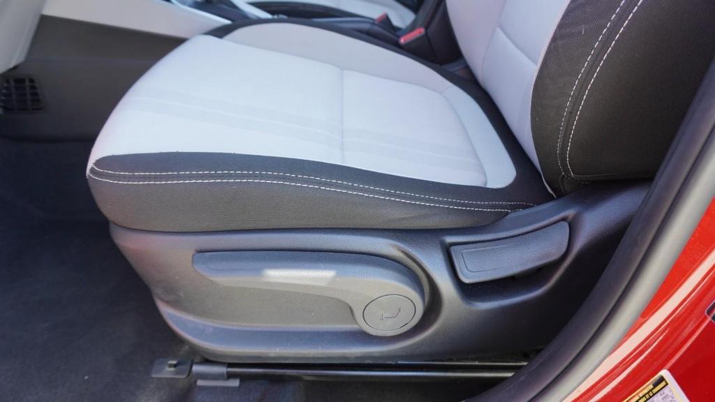 used 2022 Hyundai Venue car, priced at $16,171