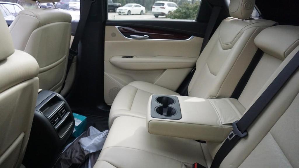 used 2018 Cadillac XT5 car, priced at $13,500