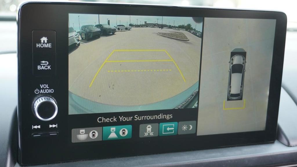 used 2023 Honda Pilot car, priced at $35,950