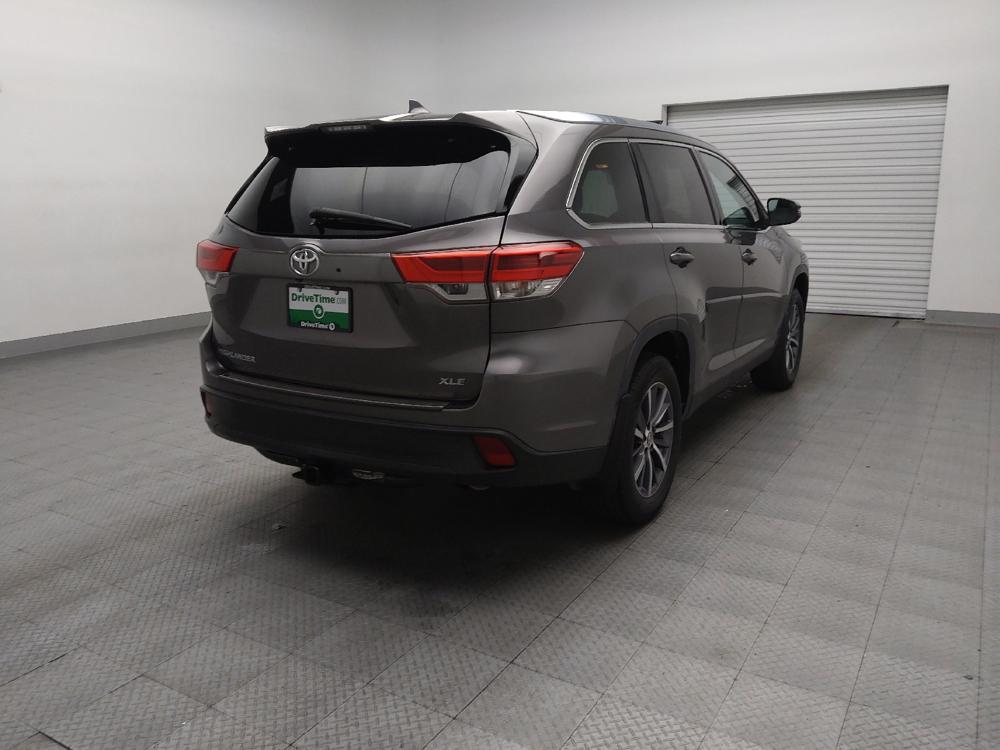 used 2019 Toyota Highlander car, priced at $29,895